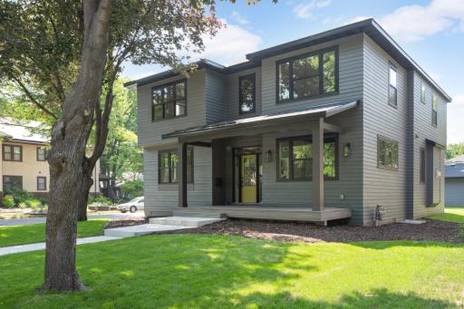 1524 Lincoln Avenue, Saint Paul, MN 55105