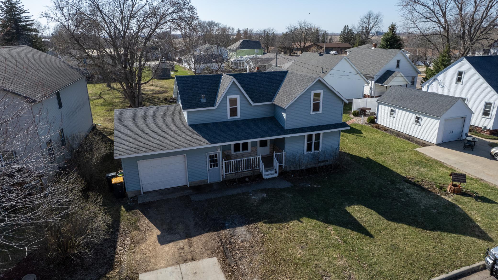 104 1st Ave SW Mapleton-25.jpg
