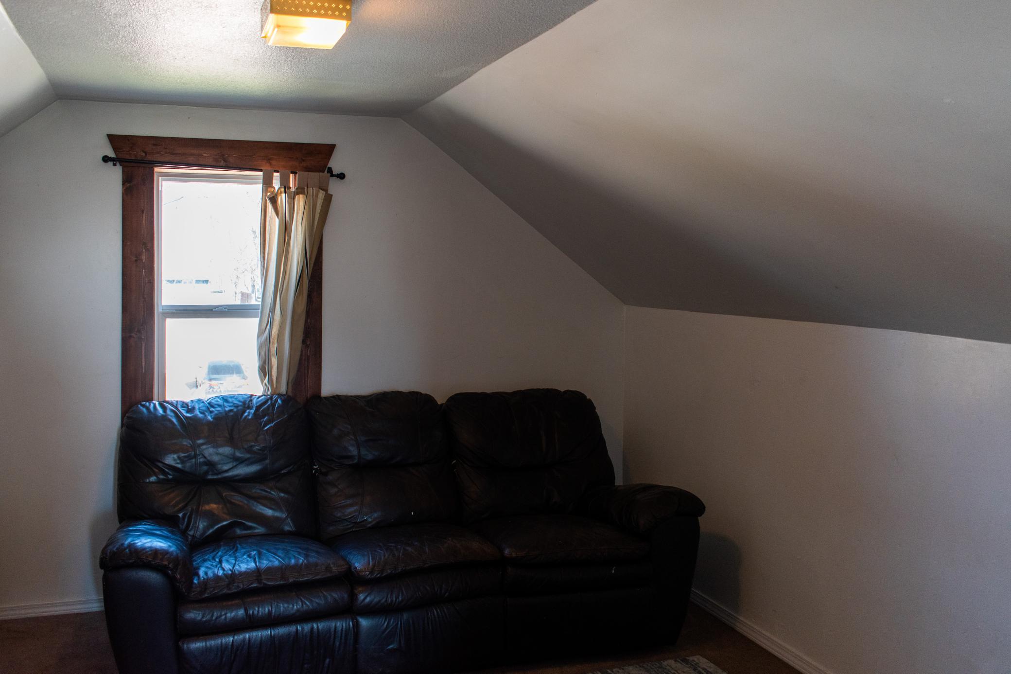 104 1st Ave SW Mapleton-06.jpg