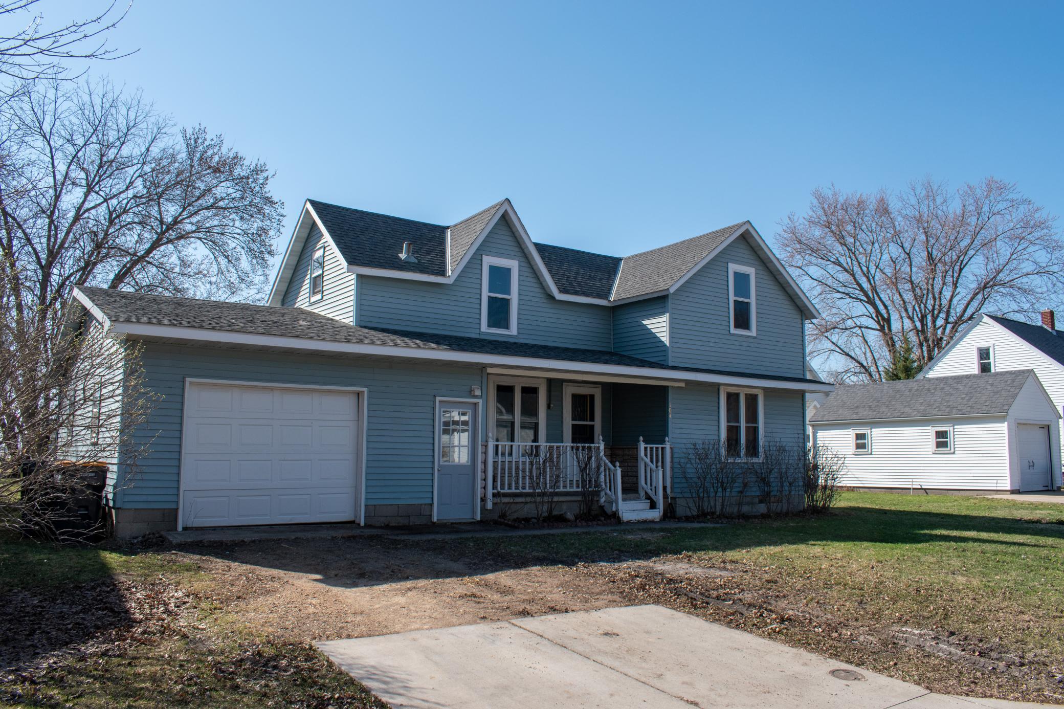 104 1st Ave SW Mapleton-24.jpg