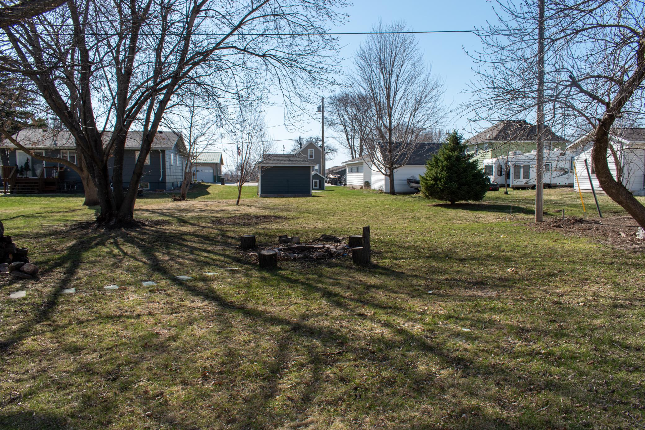 104 1st Ave SW Mapleton-14.jpg