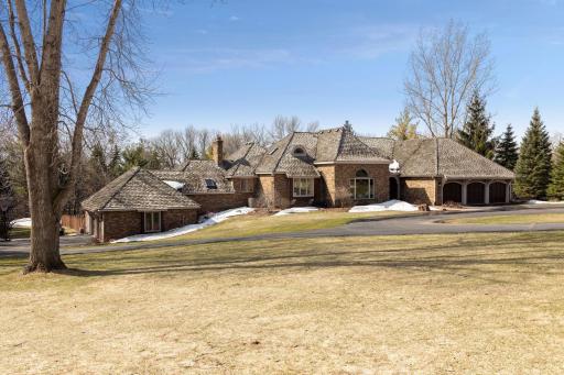 3535 Christine Drive, Maple Plain, MN 55359
