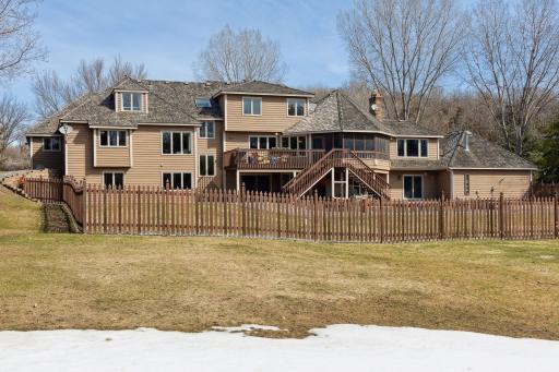 3535 Christine Drive, Maple Plain, MN 55359