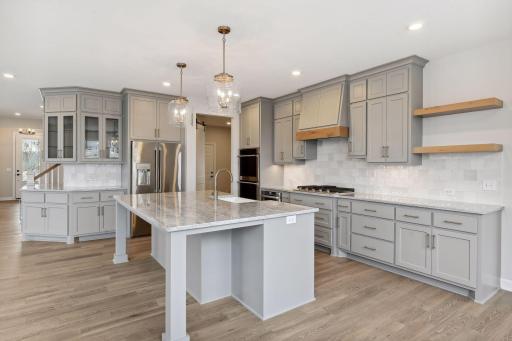 16182 62nd Place N, Maple Grove, MN 55311