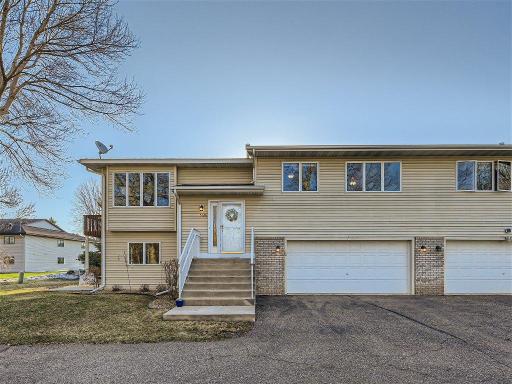 3196 Cory Lane, Hastings, MN 55033