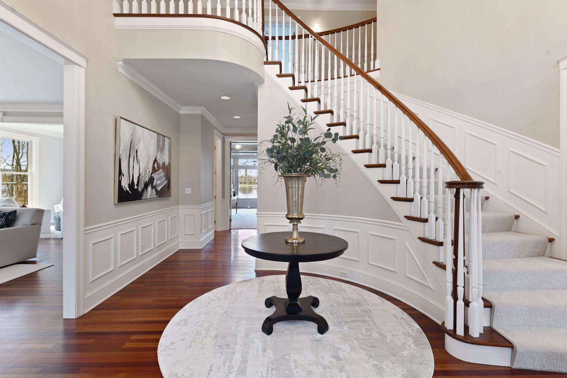 A gracious foyer to welcome your guests