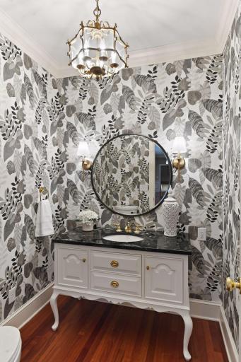 Pretty powder bath