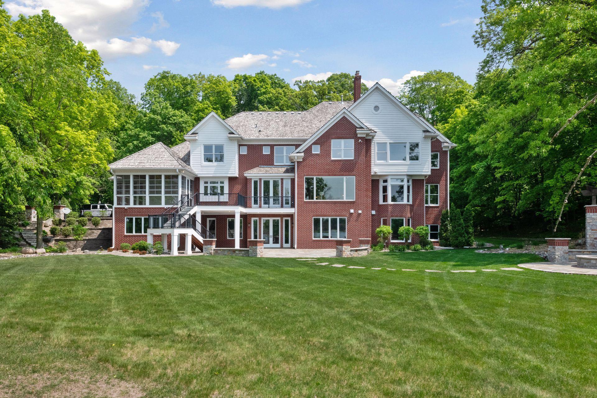 A full view of the back of this home.