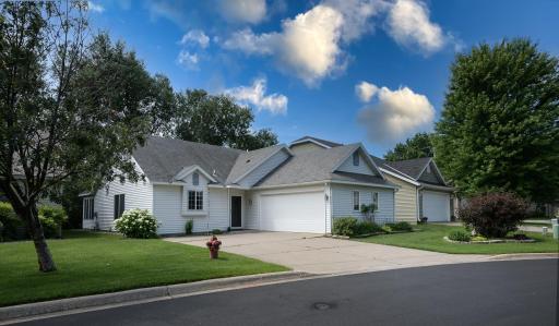 838 Aspen Circle ~ One level living at it's finest!