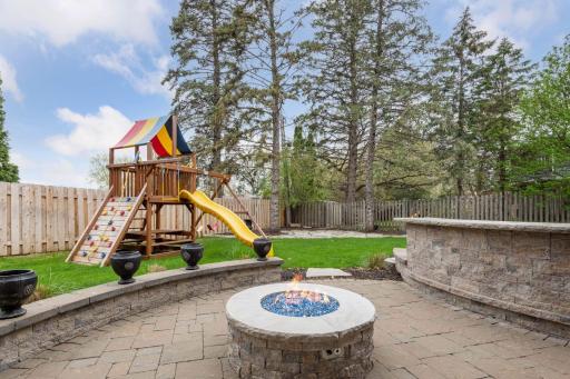 5432 Highwood Drive W, Edina, MN 55436