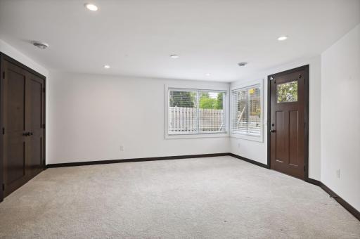 5432 Highwood Drive W, Edina, MN 55436