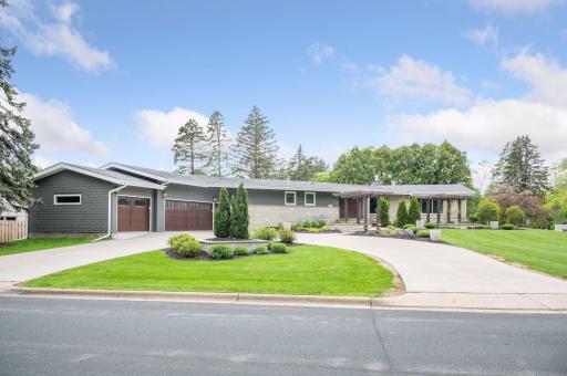 5432 Highwood Drive W, Edina, MN 55436