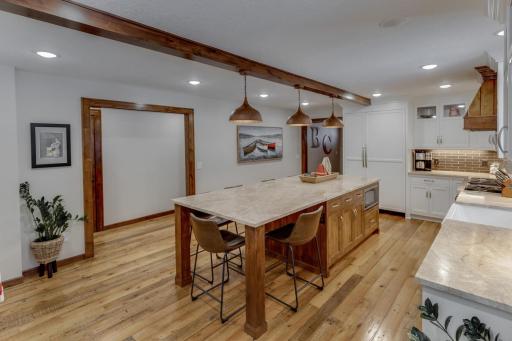 Oversized island is great for entertaining!