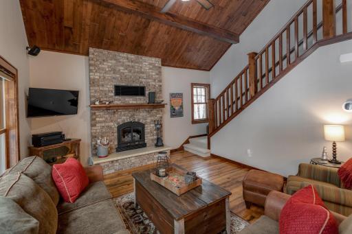 8848 Sunset Trail, Pequot Lakes, MN 56472