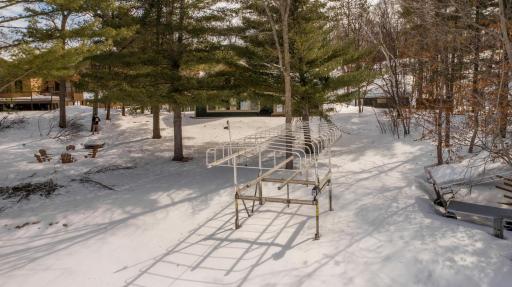 Nestled in nature on the shores of lake Ossi!