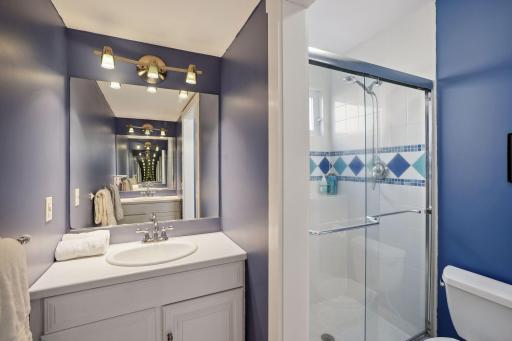 7409 Frontier Trail, Chanhassen, MN 55317