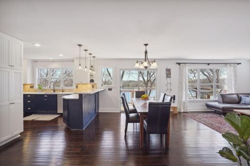7409 Frontier Trail, Chanhassen, MN 55317