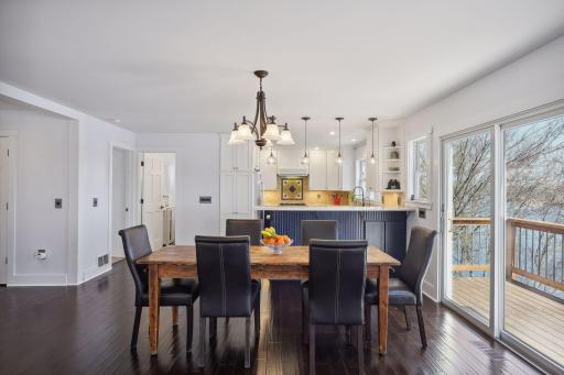 7409 Frontier Trail, Chanhassen, MN 55317