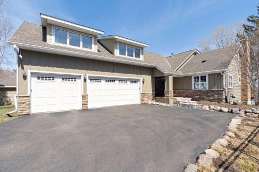 7409 Frontier Trail, Chanhassen, MN 55317