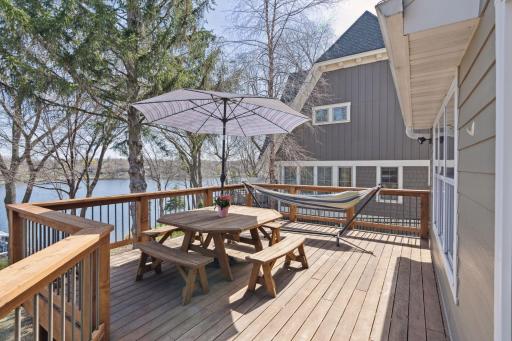 7409 Frontier Trail, Chanhassen, MN 55317