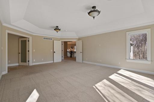 5501 Woodcrest Drive, Edina, MN 55424
