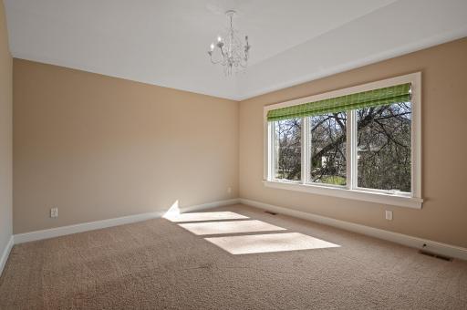 5501 Woodcrest Drive, Edina, MN 55424