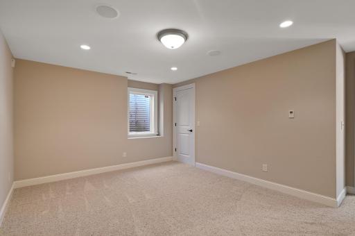5501 Woodcrest Drive, Edina, MN 55424
