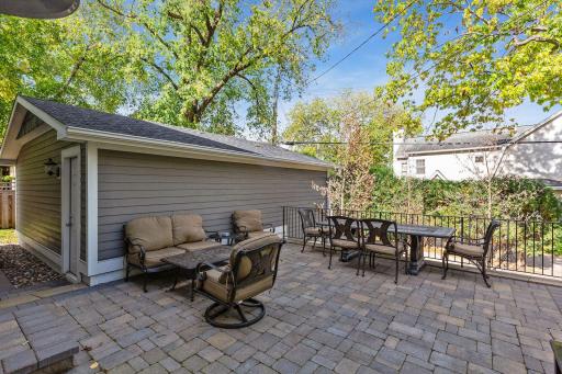 2708 W 40th Street, Minneapolis, MN 55410