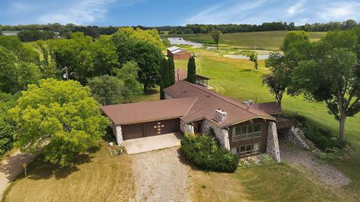 4252 Clementa Avenue SW, Waverly, MN 55390