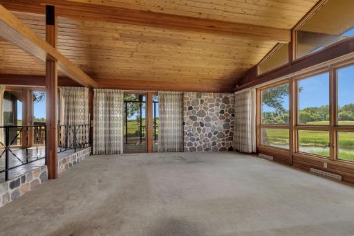 4252 Clementa Avenue SW, Waverly, MN 55390