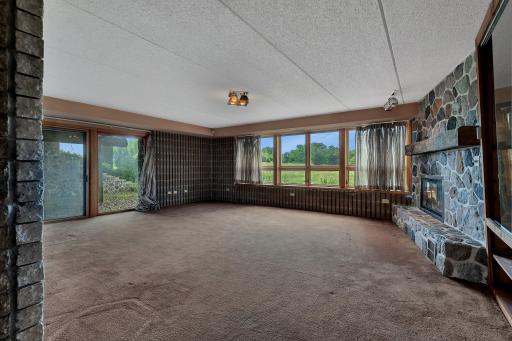 4252 Clementa Avenue SW, Waverly, MN 55390