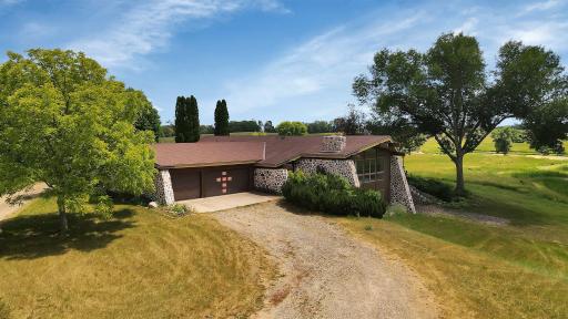 4252 Clementa Avenue SW, Waverly, MN 55390