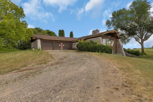 4252 Clementa Avenue SW, Waverly, MN 55390