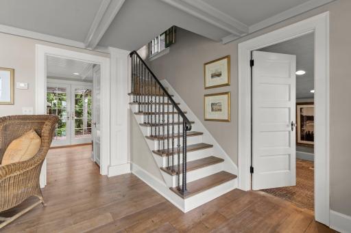 620 Bushaway Road, Wayzata, MN 55391