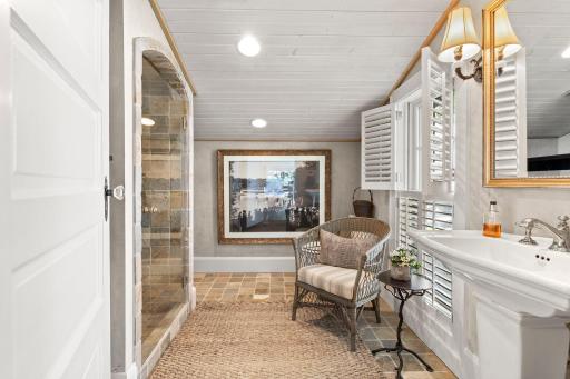 620 Bushaway Road, Wayzata, MN 55391
