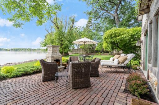 620 Bushaway Road, Wayzata, MN 55391