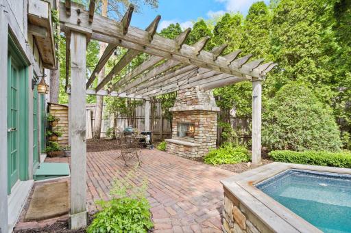 620 Bushaway Road, Wayzata, MN 55391
