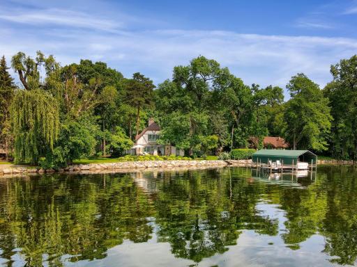 620 Bushaway Road, Wayzata, MN 55391