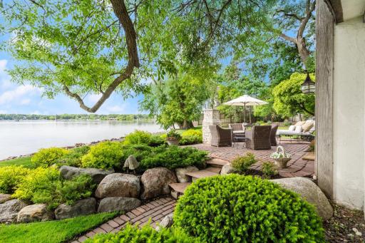 620 Bushaway Road, Wayzata, MN 55391