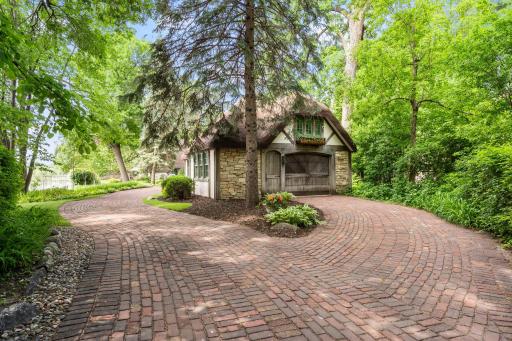 620 Bushaway Road, Wayzata, MN 55391