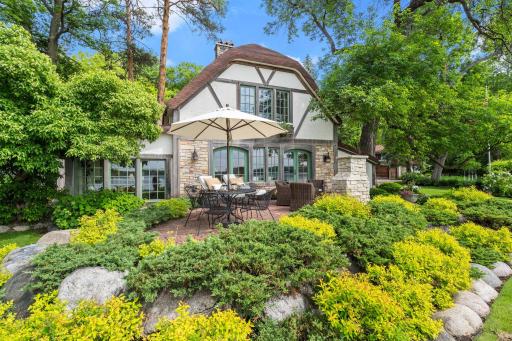 620 Bushaway Road, Wayzata, MN 55391