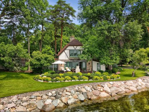 620 Bushaway Road, Wayzata, MN 55391