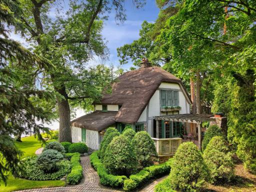 620 Bushaway Road, Wayzata, MN 55391