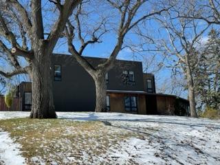 808 Meadow Lane S, Golden Valley, MN 55416