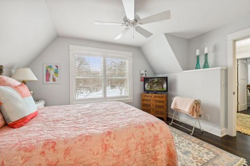 2040 Spates Avenue, Wayzata, MN 55391