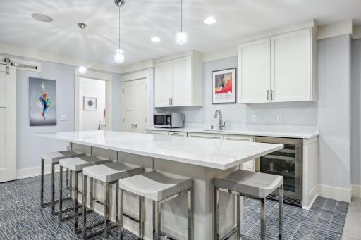 2040 Spates Avenue, Wayzata, MN 55391