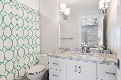 2040 Spates Avenue, Wayzata, MN 55391