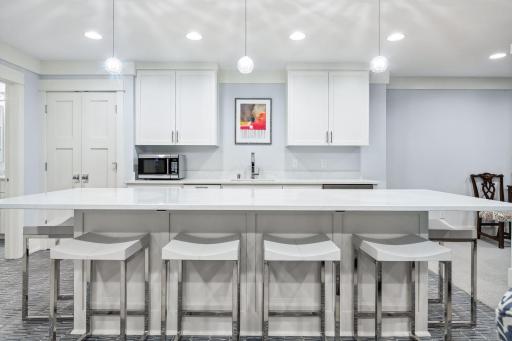 2040 Spates Avenue, Wayzata, MN 55391