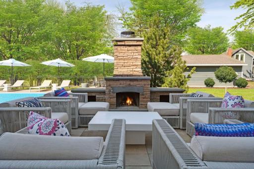 2040 Spates Avenue, Wayzata, MN 55391