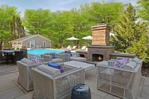 2040 Spates Avenue, Wayzata, MN 55391